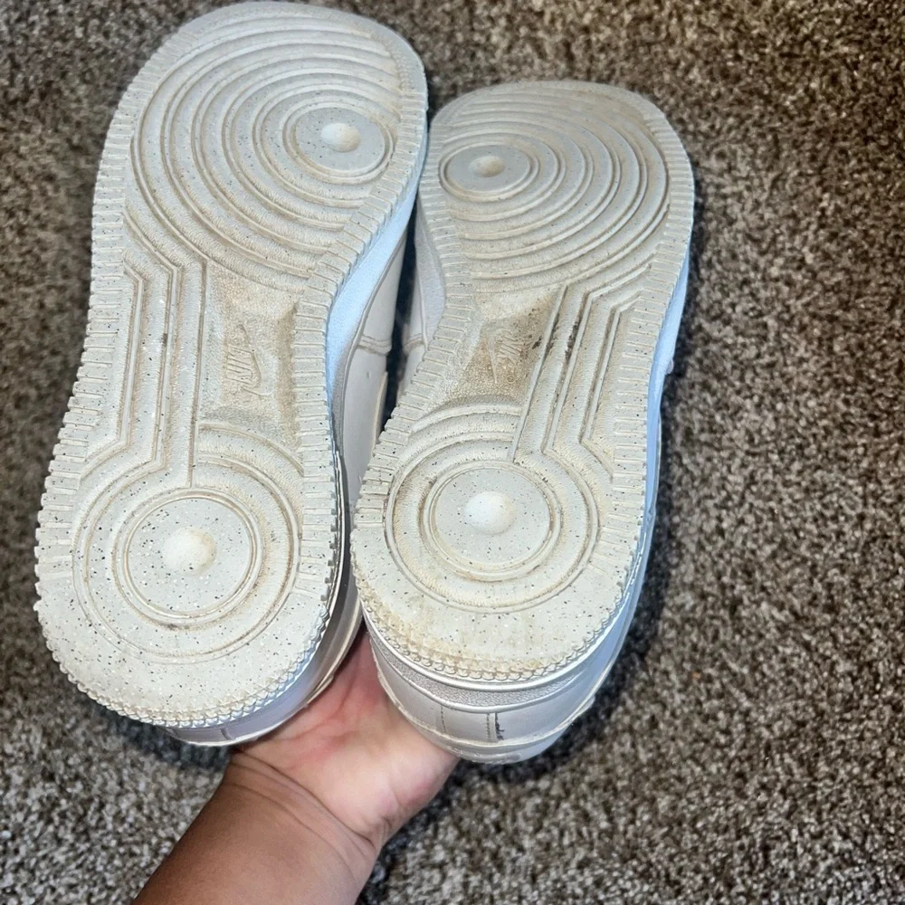 Air Force 1 - Picture 3 of 4